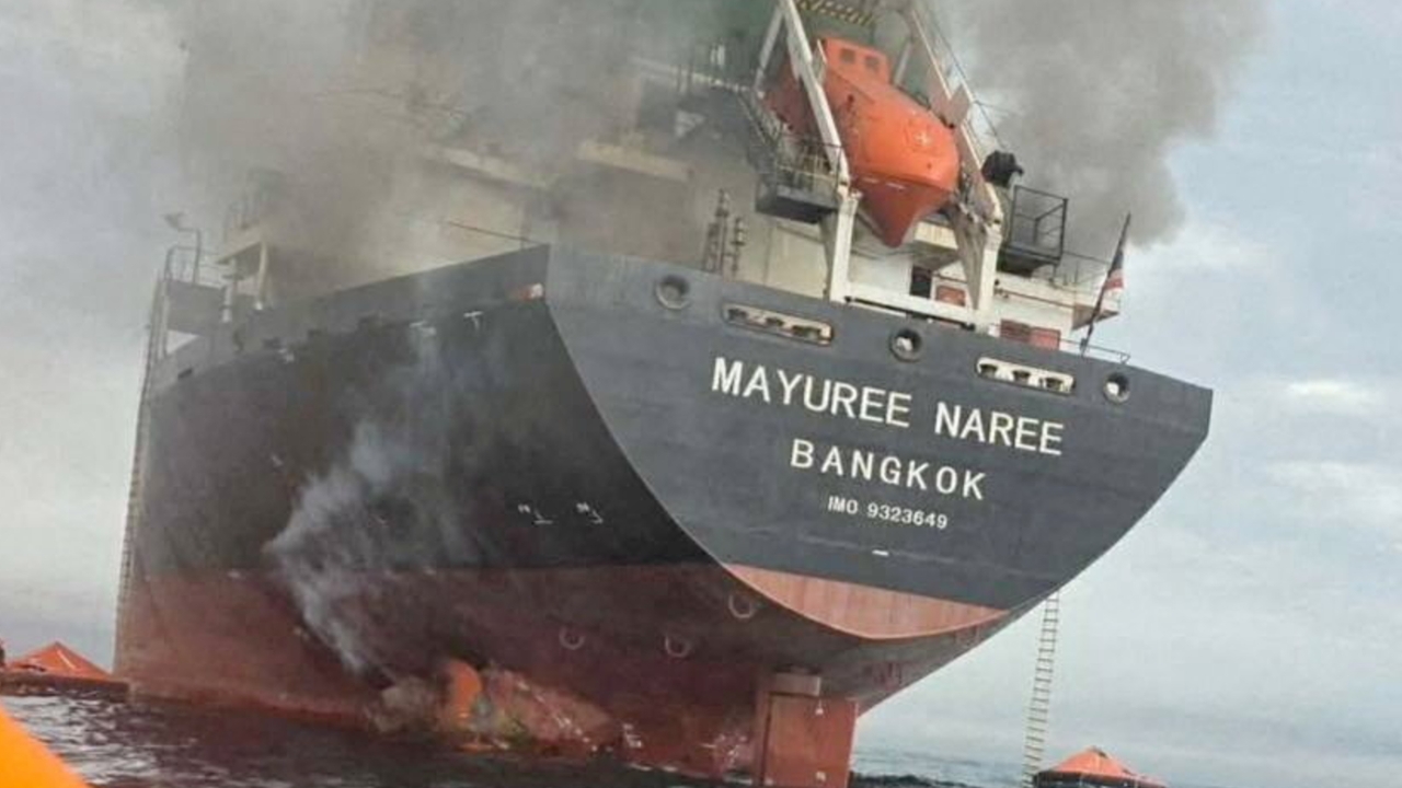 伊朗承认袭击泰国船只“玛尤里·纳里”，指控其非法偷渡霍尔木兹海峡