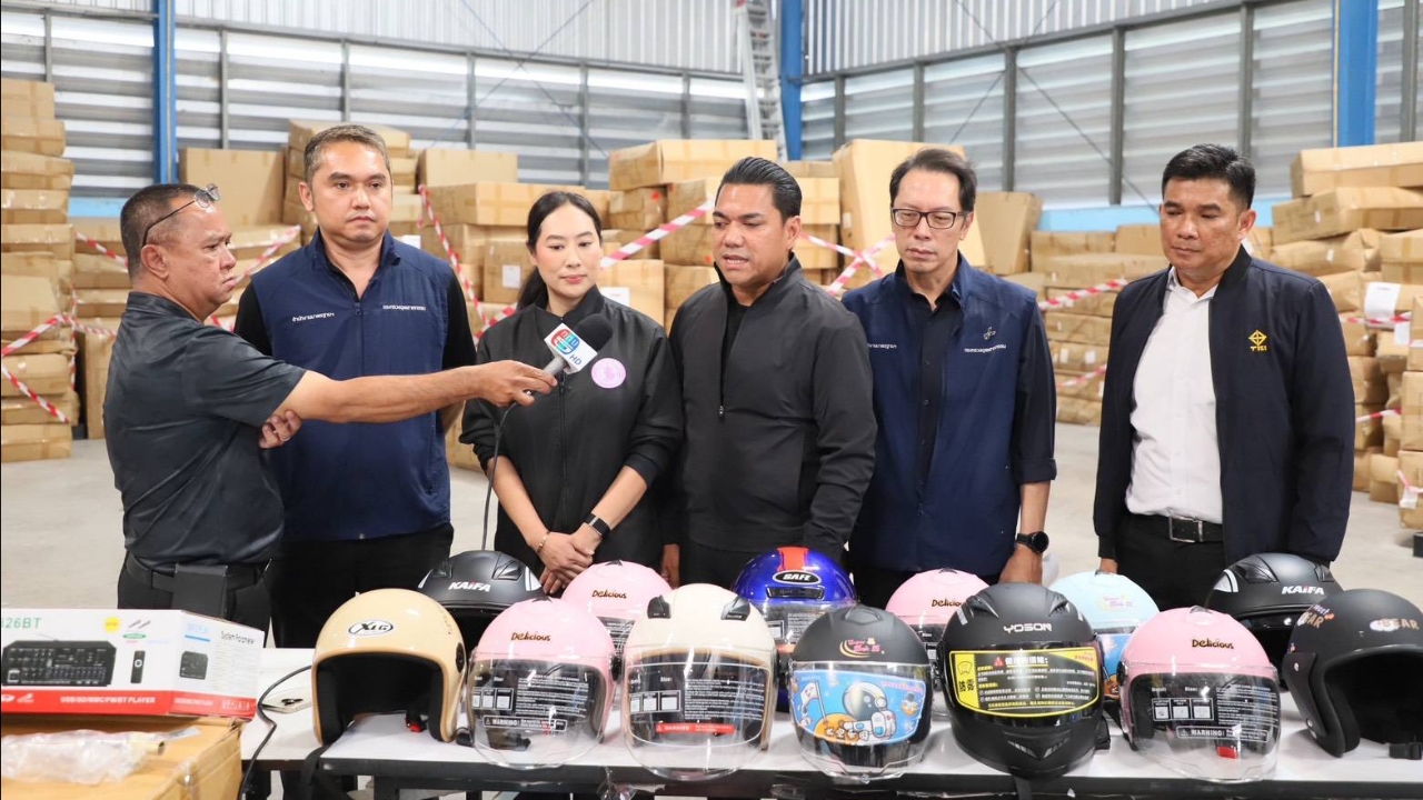 “全力出击”突袭邦坤天，捣毁38个非法仓库，大量无标准商品被查获