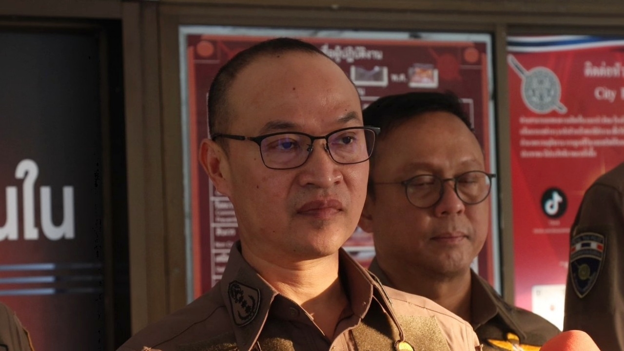 泰国警方发言人：中国男子私藏军火案，身份复杂，正追查资金链